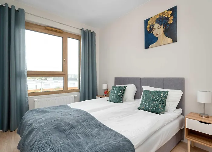 Апартаменти Michalczyka Modern With Parking And Balcony Next To The Odra River By Renters