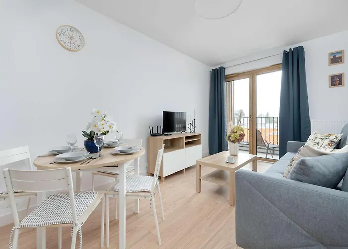 Апартаменти Michalczyka Modern With Parking And Balcony Next To The Odra River By Renters Вроцлав