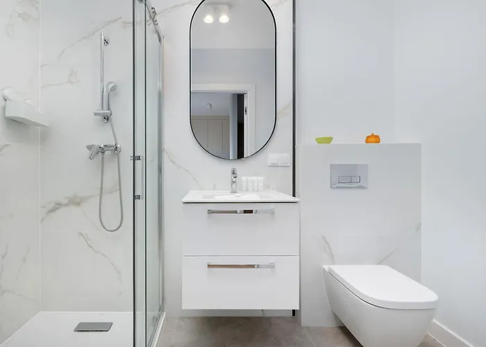 Апартаменти Michalczyka Modern With Parking And Balcony Next To The Odra River By Renters *