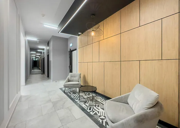 Michalczyka Modern With Parking And Balcony Next To The Odra River By Renters * Вроцлав