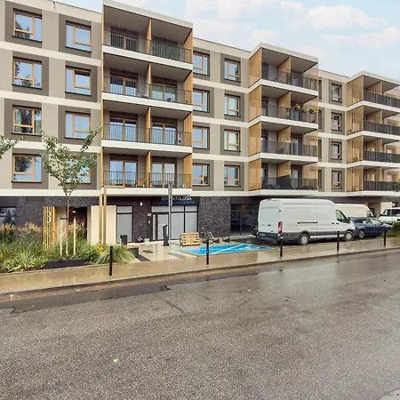 아파트 Michalczyka Modern With Parking And Balcony Next To The Odra River By Renters 브로츠와프